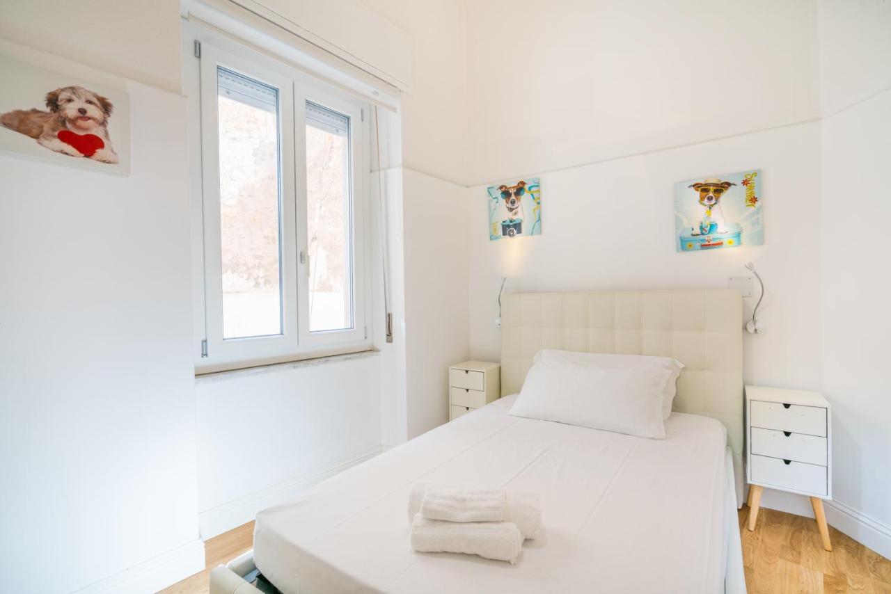 Le Scale Sul Porto . Marina Centro Storico. Ac Apartment Каляри Екстериор снимка