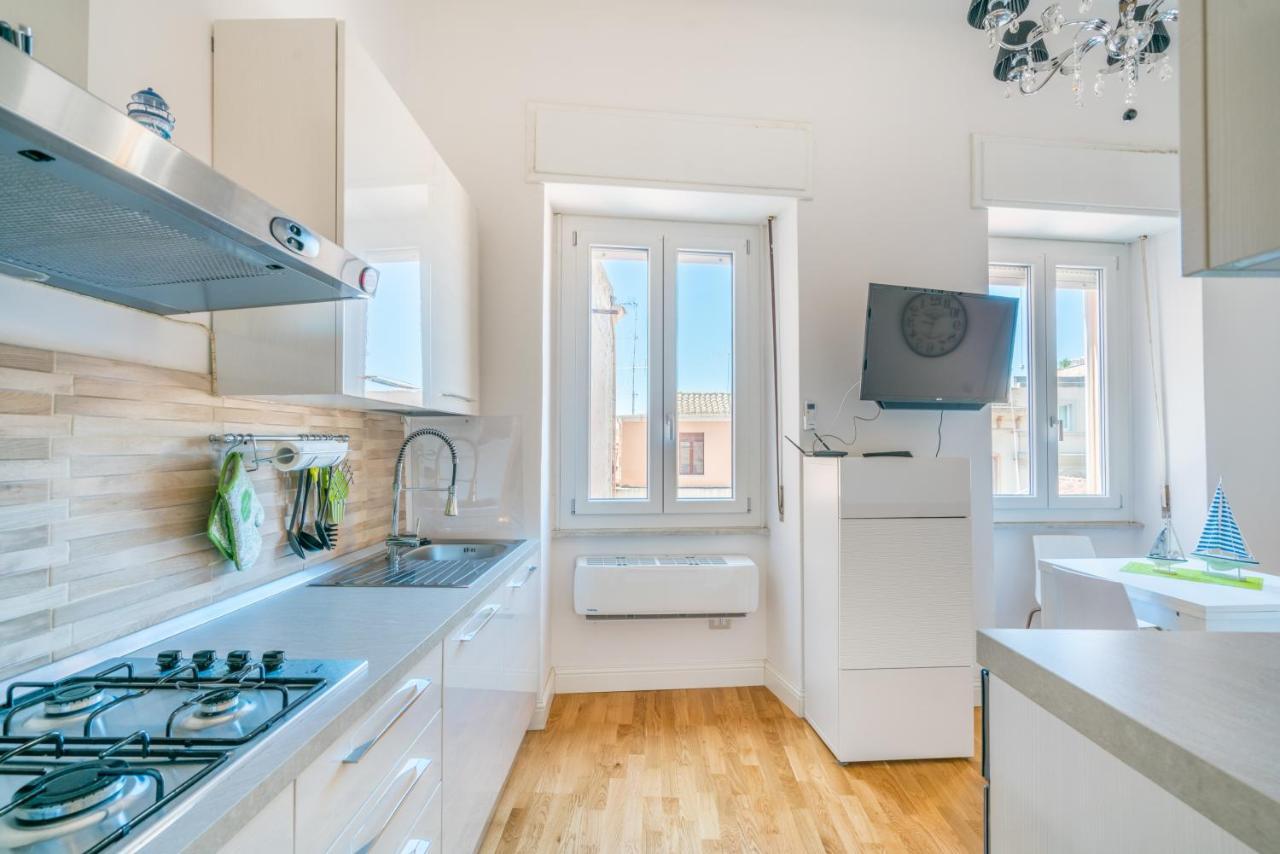 Le Scale Sul Porto . Marina Centro Storico. Ac Apartment Каляри Екстериор снимка
